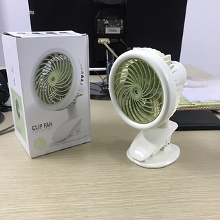 Quạt Phun sương để bàn Tích điện 3 tốc độ gió