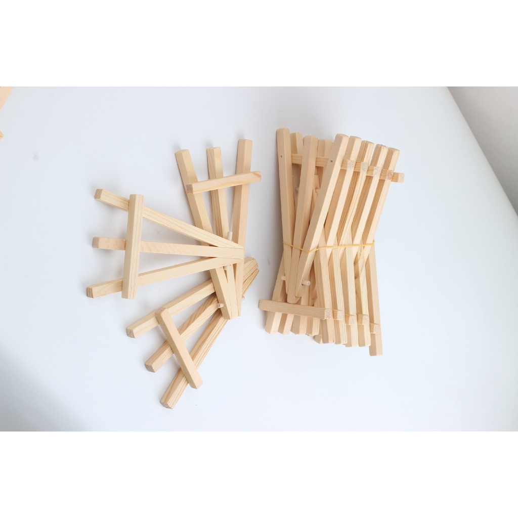 Giá đỡ điện thoại/ máy tính bảng bằng gỗ đơn giản tiện lợi