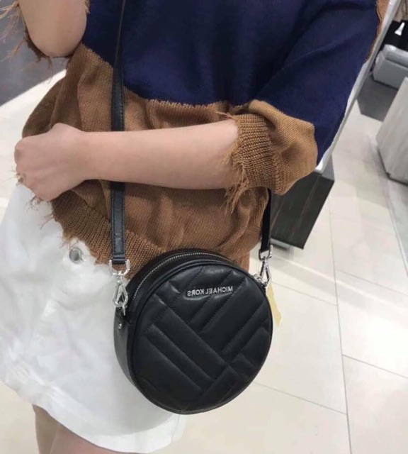 Túi dáng tròn MK auth FLASH SALE