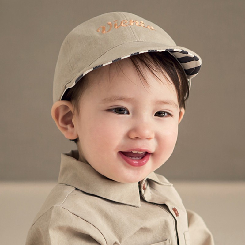 Mũ lưỡi trai kẻ sọc cho bé