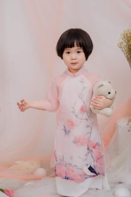 ÁO DÀI CÁCH TÂN CHO BÉ