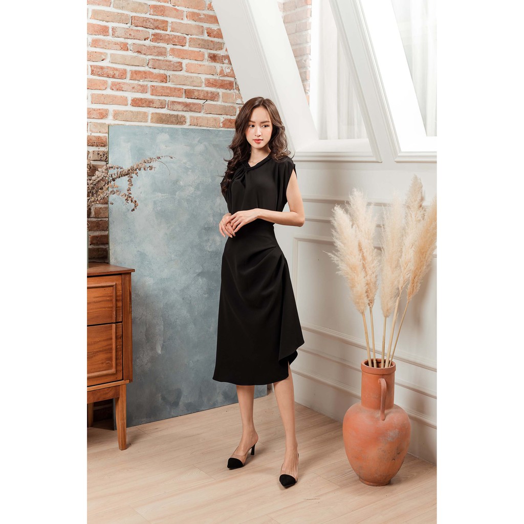 KOKA Design Sơ mi xoắn cổ chờm vai AO00301