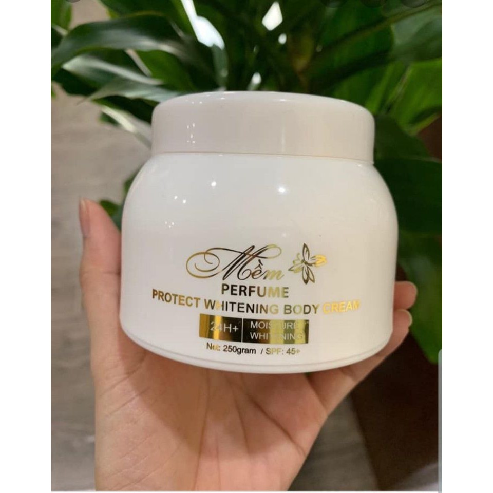 KEM DƯỠNG TRẮNG DA BODY MỀM CHỮ A 2020 | BigBuy360 - bigbuy360.vn