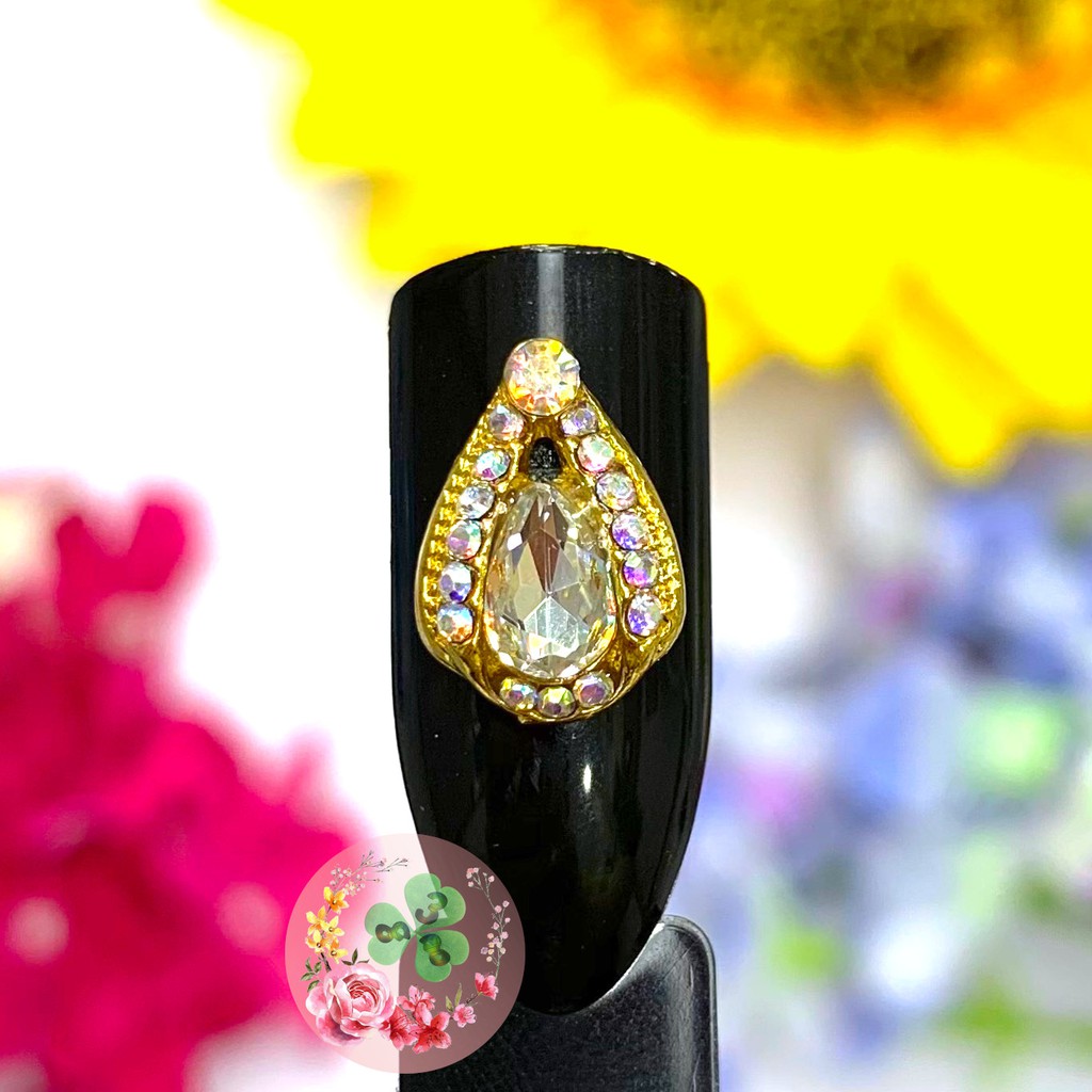 Mã CR010. Charm kim loại đính đá trang trí móng siêu xinh.