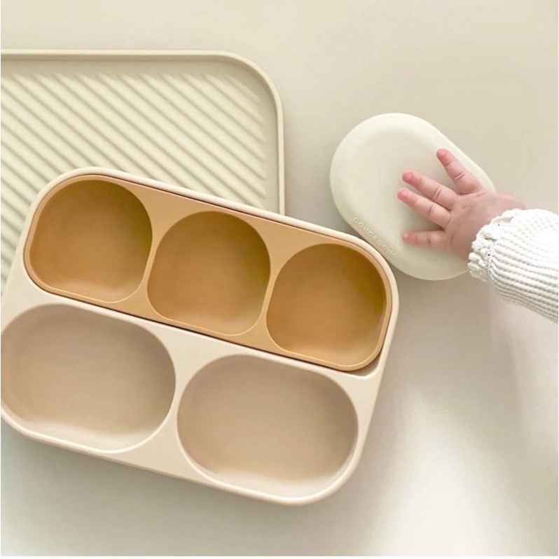 Khay ăn dặm/ bát ăn dặm đế hít cho bé silicon cao cấp Donodono mamazone Hàn Quốc