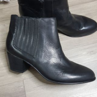 Giày boot hiệu Clarks xuất khẩu