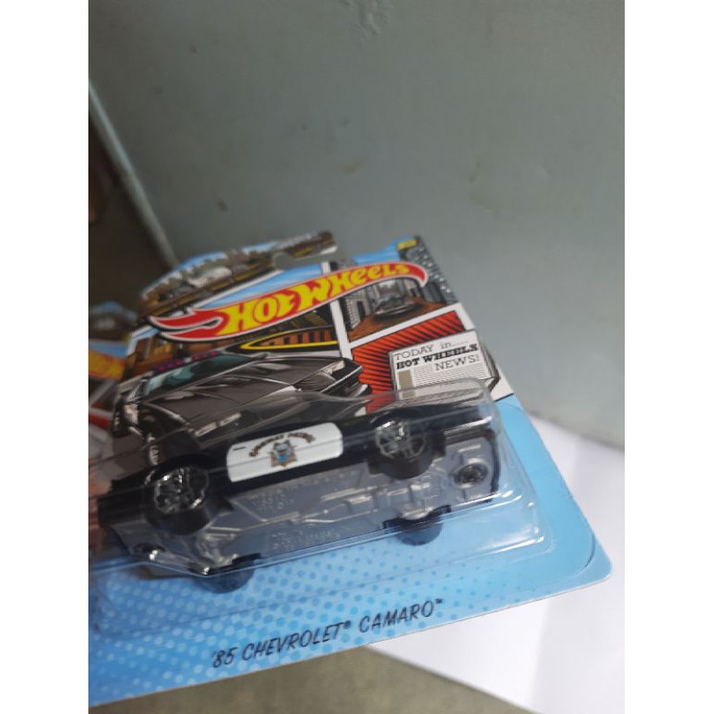 Xe Hotwheels 1985 camaro police ,hàng hiếm rẻ