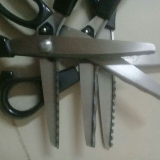 Combo 4 kéo răng cưa