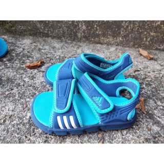 giày adidas  real đã qua sử dụng ! <