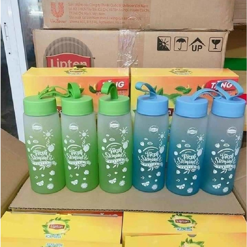 Bình thủy tinh 500ml có dây cầm siêu kute, màu sắc tươi tắn - bình khuyến mại Lipton
