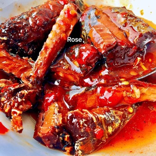 cá hộp Thái Lan ( cá kho ớt )