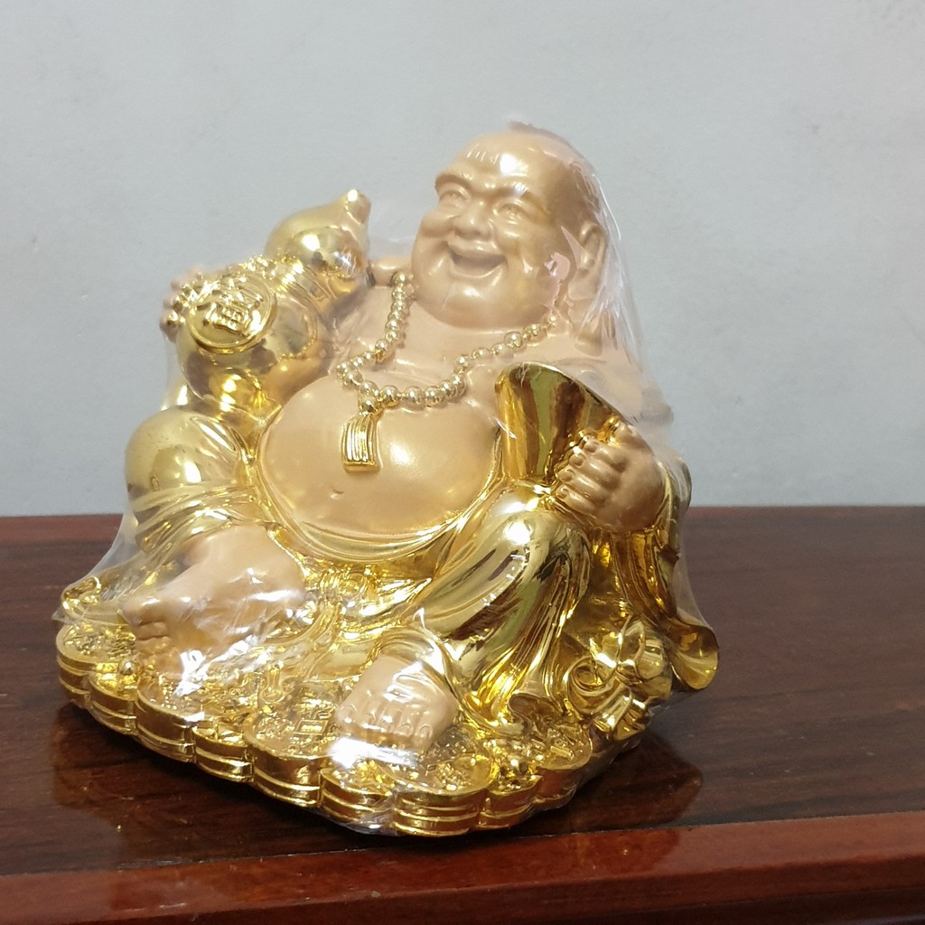 Tượng Phật Di Lặc Ngồi Cầm Thỏi Vàng - Tượng Phật Cười Phong Thủy Tài Lộc Cao 11 cm - xi mạ vàng - Luxury Art