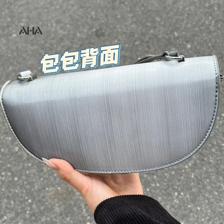 Túi kẹp nách AHA official màu gradient 6D phong cách mới cao cấp