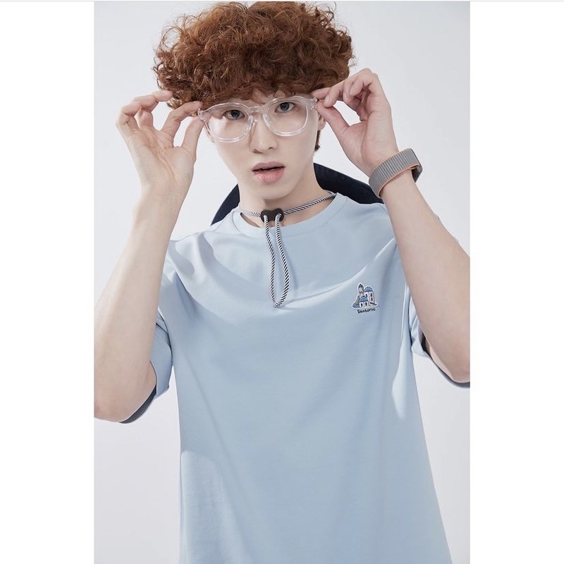 Áo phông thêu hoạ tiết unisex Hàn Quốc chính hãng