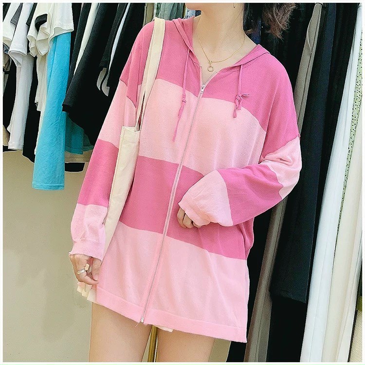 Áo khoác mũ len mỏng kẻ sọc pha màu oversize