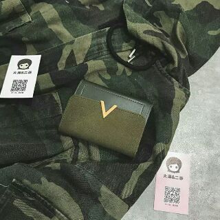 Ví mini cầm tay nữ