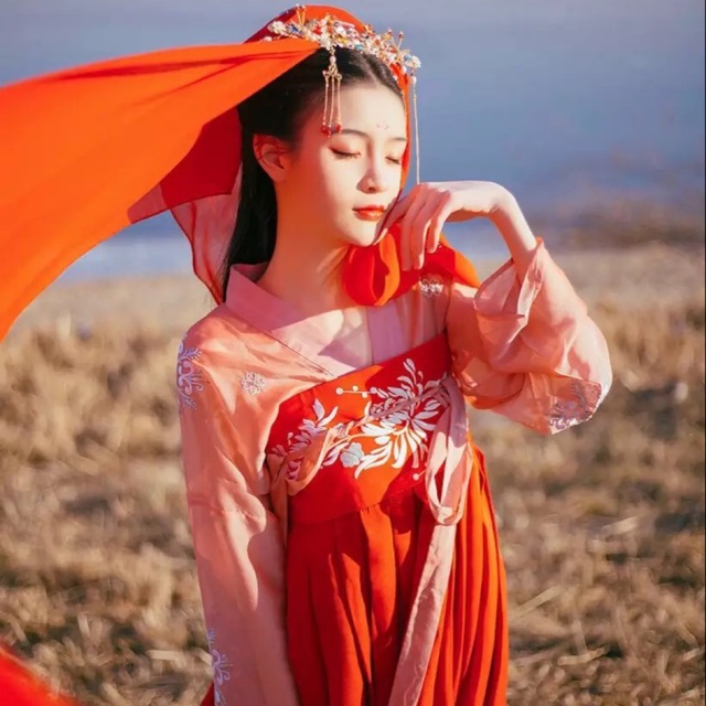 Hán phục cổ trang Uyển Nương