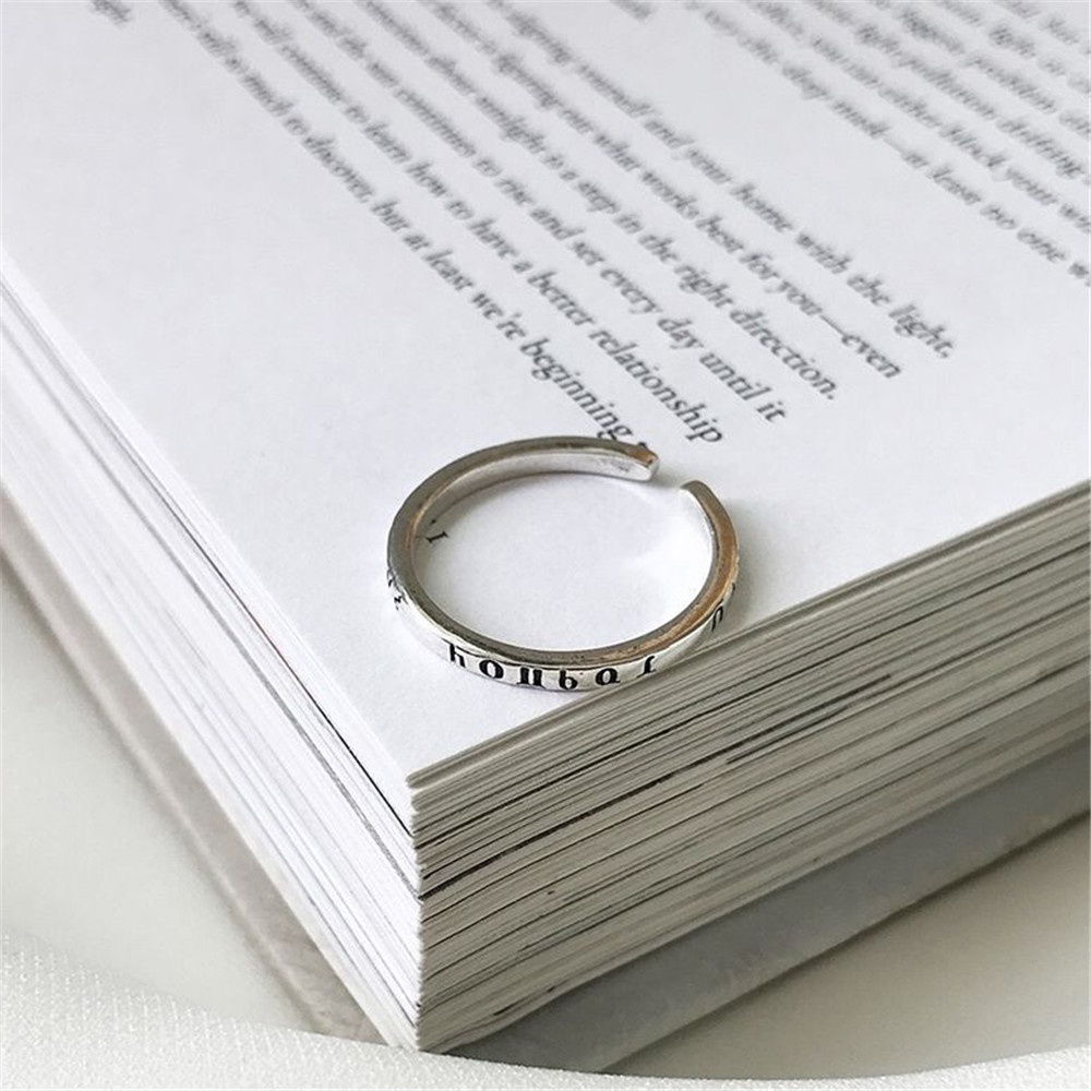 Set 2 Nhẫn Mạ Bạc Khắc Chữ Hy Lạp