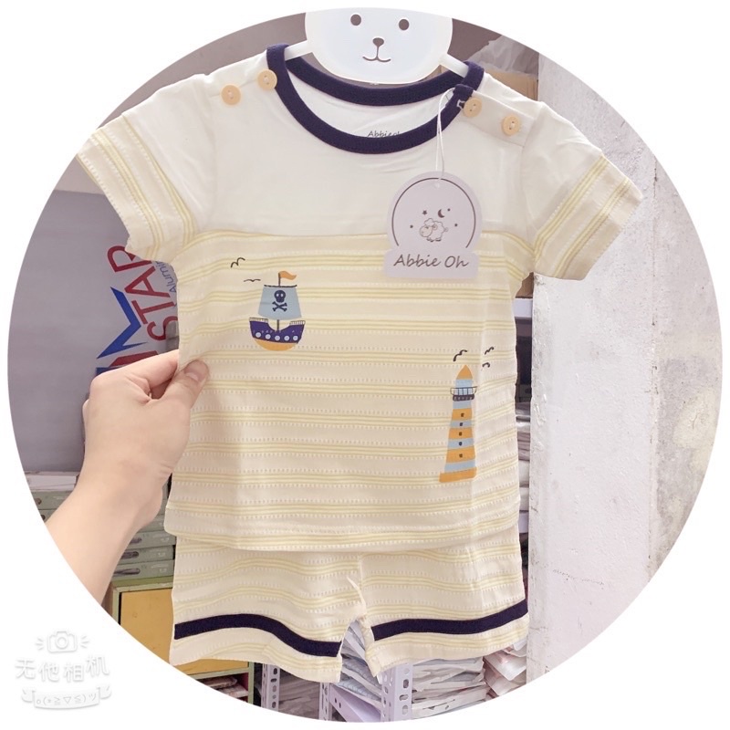 Abbie oh Bộ cộc in hình phối kẻ cho bé teai