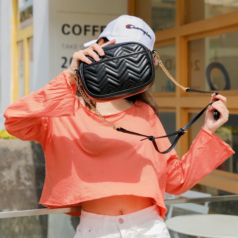 Túi đeo chéo vai kiểu cổ điển thời trang sành điệu cho nữ