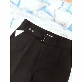 Quần tây 2 khuy lệch