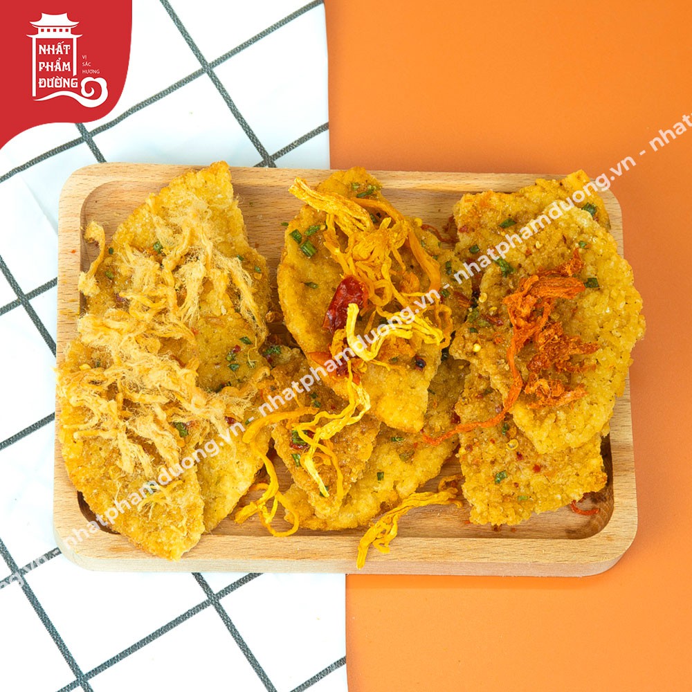 Cơm cháy khô bò Nhất Phẩm Đường 300g đồ ăn vặt cơm cháy mắm hành lắc thịt bò khô | BigBuy360 - bigbuy360.vn