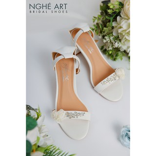 Giày cưới Nghé Art hoa trắng 348 sandal
