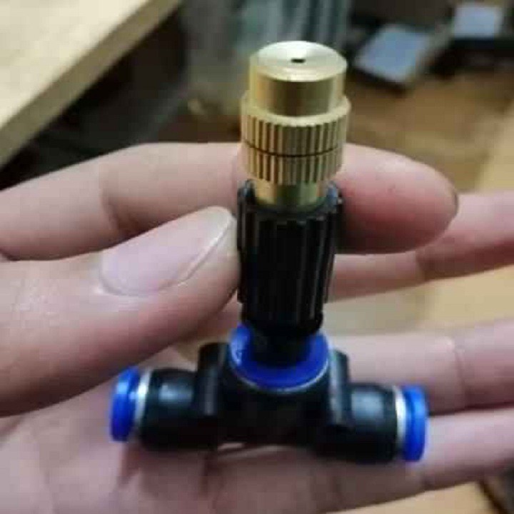 Bec phun sương kèm T nối nhanh 8mm