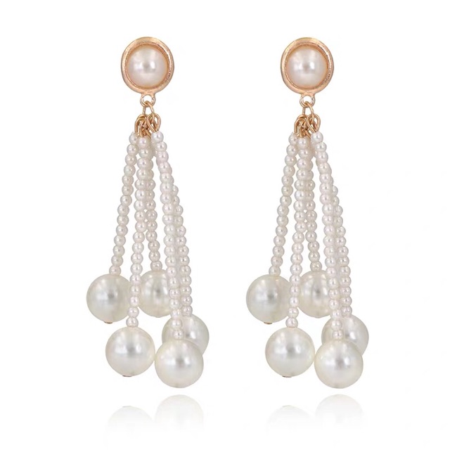 Hoa tai phong cách âu mỹ