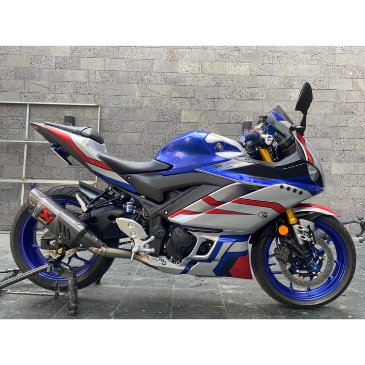 Ốp gắp dáng R1m Yamaha R3