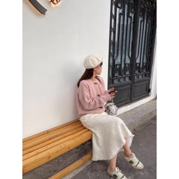 Áo len cardigan cài khuy gỗ - áo len vặn dày dặn