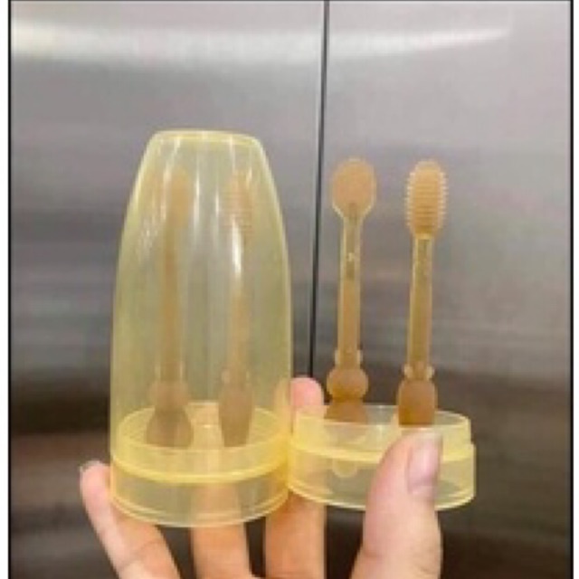 Set bàn chải tưa lưỡi  silicone cao cấp kèm cốc cho bé từ 0-18 tháng
