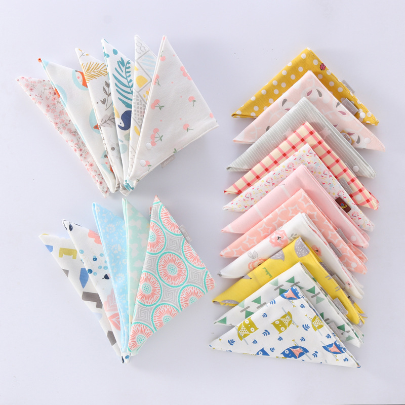 Set 5 Yếm Ăn In Họa Tiết Xinh Xắn Dành Cho Các Bé