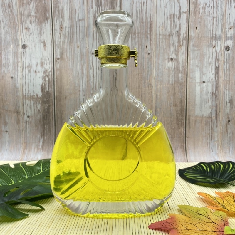 Vỏ Bình Thủy Tinh XO Đựng Rượu 500ml, Chai XO Tam Giác Sang Trọng