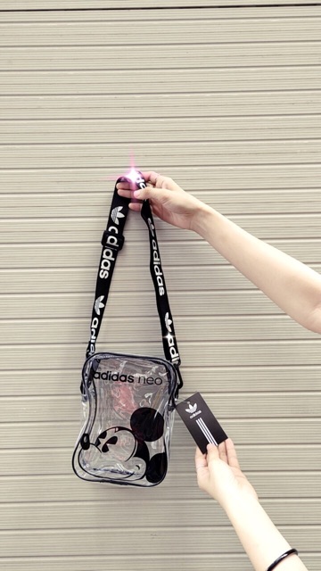 Túi adidas mickey nhựa trong dây bản size 18