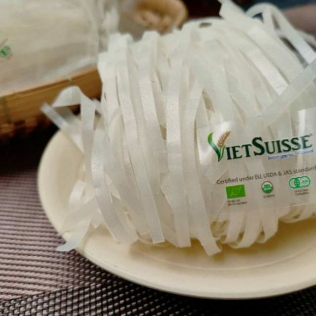 [Vietsuisse] Phở gạo hữu cơ từ gạo xát dối ST24, lẻ 1 gói nhỏ