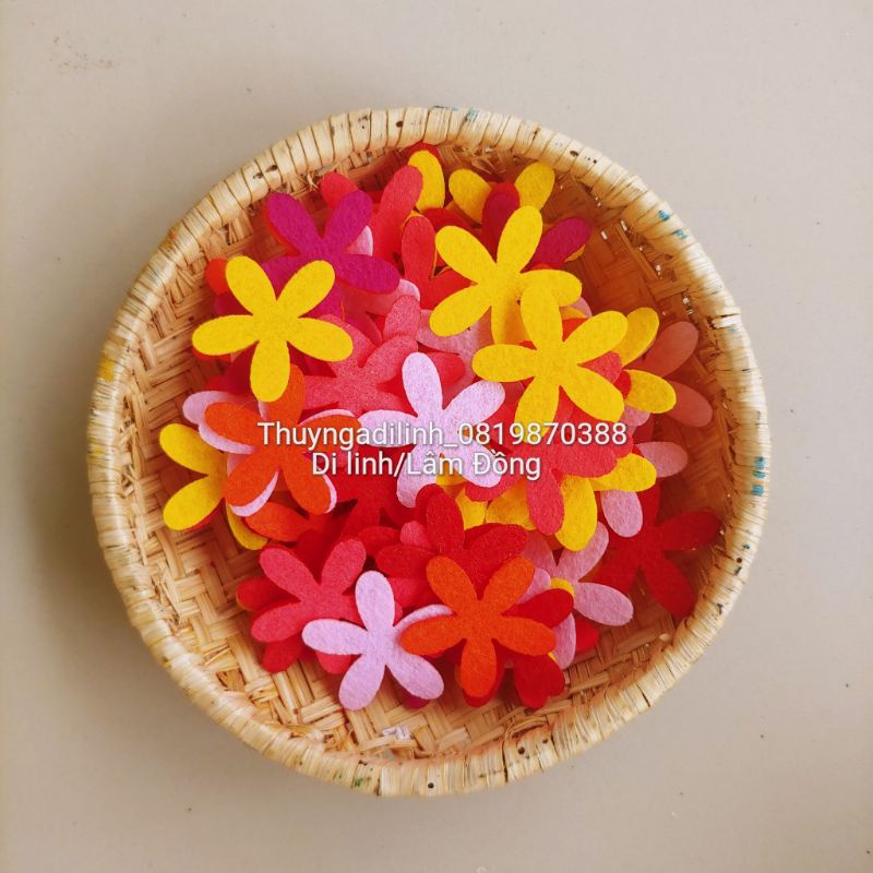 Sét 40 hoa 3.5 cm vải nỉ mầm non