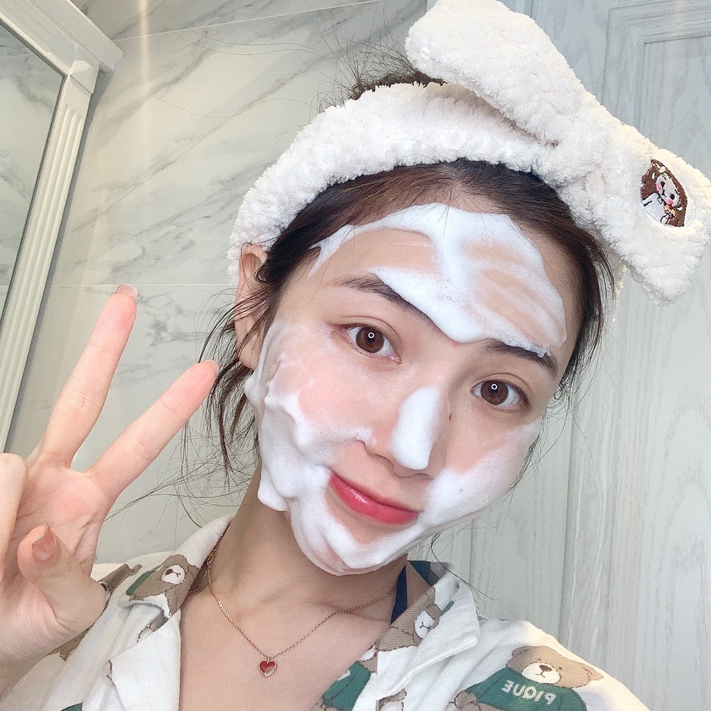 Geoskincare Sữa Rửa Mặt Kiểm Soát Dầu Dưỡng Ẩm Làm Sạch Sâu Tiện Dụng