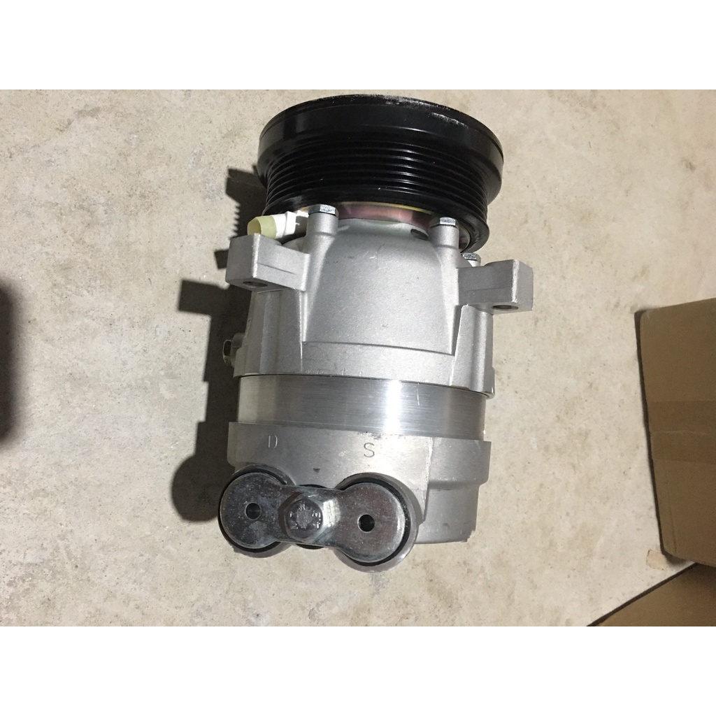 Lốc điều hoà DW1401 dùng cho xe Deawo Nubira Laceti đời 1997