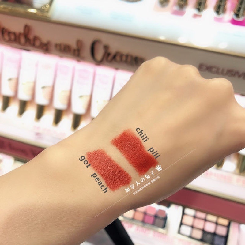 Son thỏi lì Too Faced Peach Kiss Comfort Matte Long Wear (bộ sưu tập Peaches &amp; Cream)