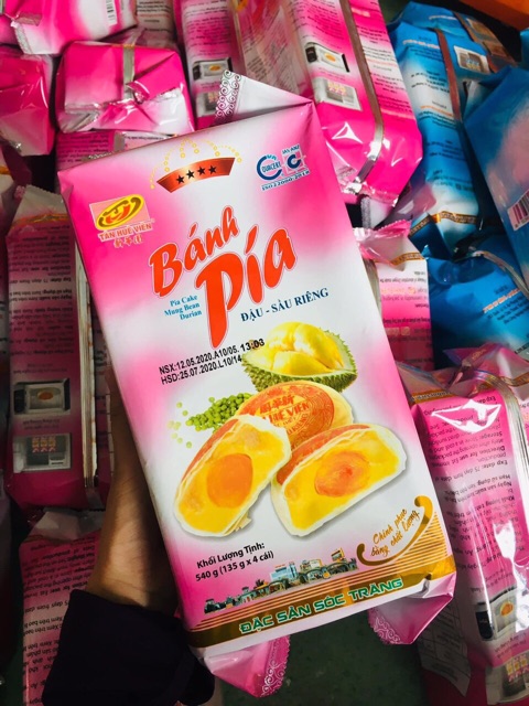 BÁNH PÍA ĐẬU XANH SẦU RIÊNG CÂY LỚN