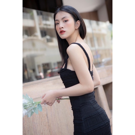 Pass đầm Rechic 470K lúc mua 725K mặc 1 lần còn mới 99.99% kiểu dáng sang chất ren cao cấp dày dặn