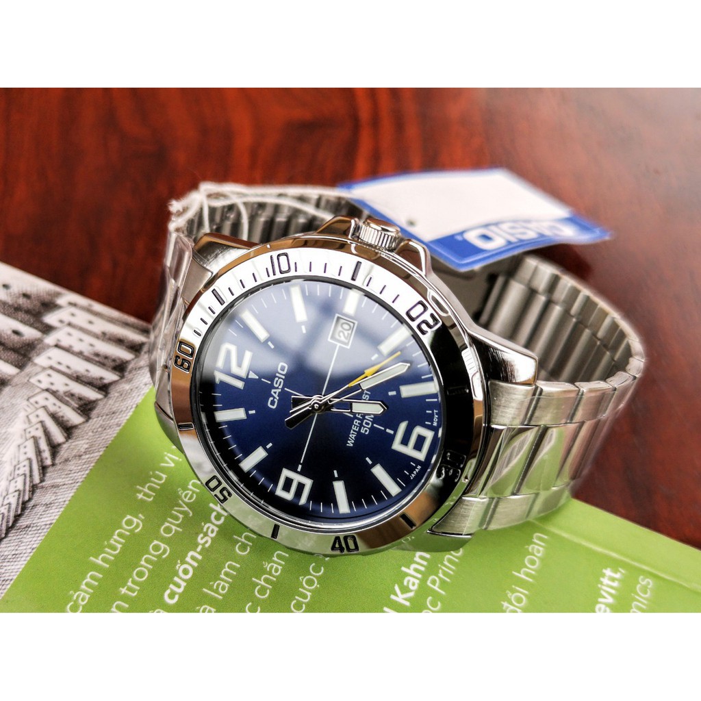 Đồng hồ nam Casio 💖𝐅𝐑𝐄𝐄𝐒𝐇𝐈𝐏💖 Đồng hồ Casio MTP-VD01D-2BVUDF dây thép size to | BigBuy360 - bigbuy360.vn