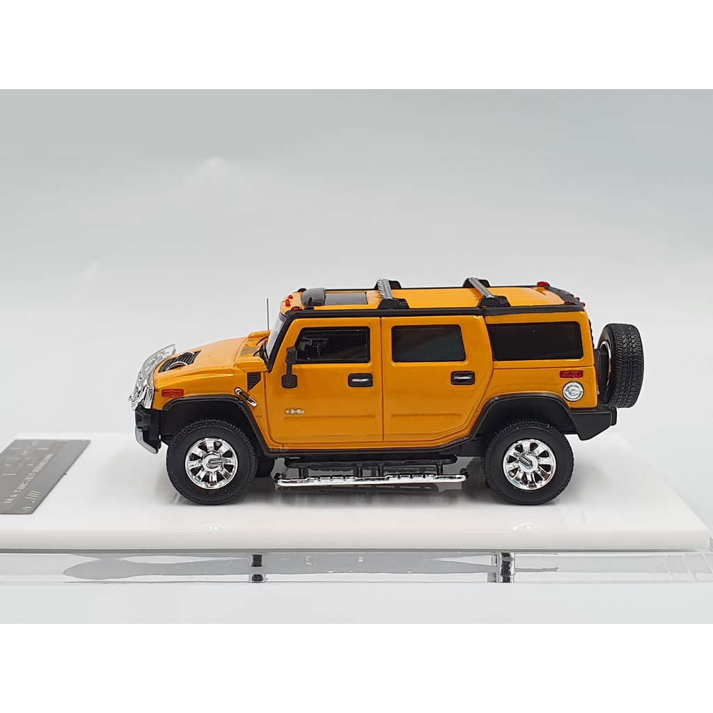 Xe Mô Hình Hummer H2 2008 Tỉ lệ 1:64 Hãng sx Motor Helix ( Vàng )