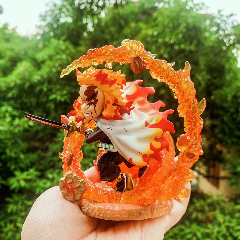 Mô hình Rengoku Kyojuro Diệt Quỷ Kimetsu No Yaiba hàng mới