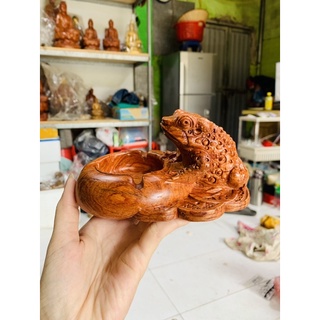 Gạt tàn cóc gỗ hương