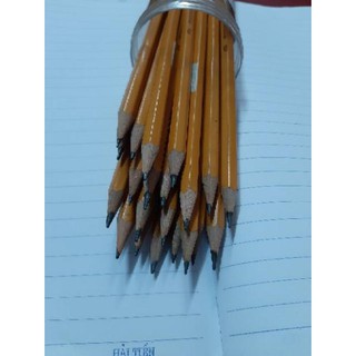Hộp 12 chiếc bút chì tiệp KOH ( loại sịn )