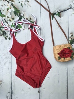 Bikini 1 mảnh