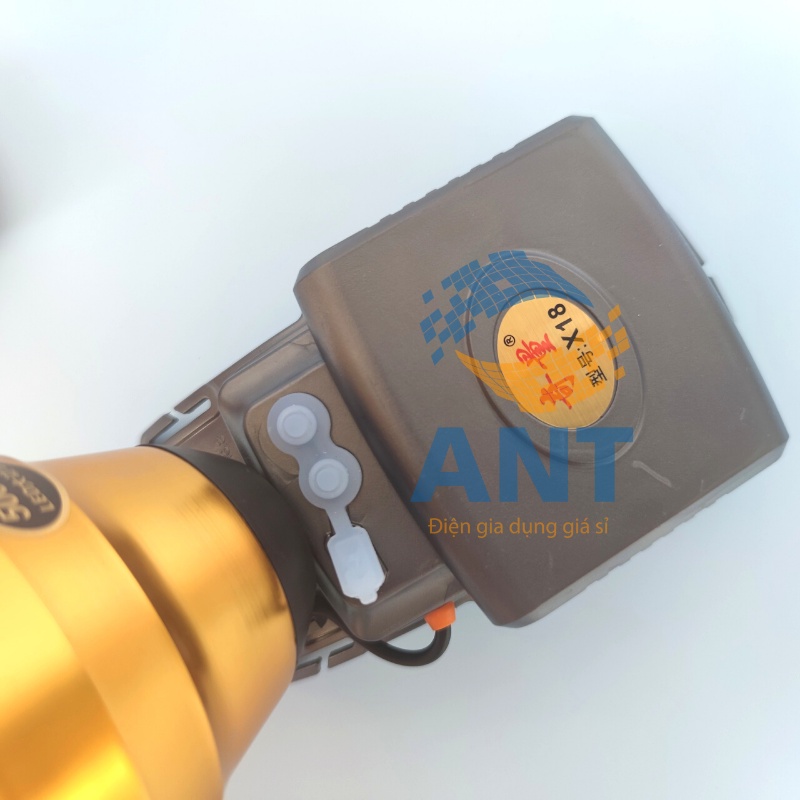 Đèn pin đội đầu siêu sáng pin trâu, chóa nhôm 10cm, công suất 5000w, X18