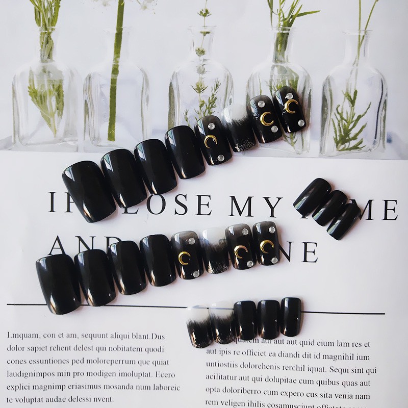 Set 24 móng giả cao cấp NailMây D1 black đính đá và charm